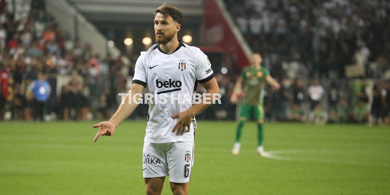 Amedspor Beşiktaş’ı 3-2 mağlup ederek Süper Lig’in yeni lideri oldu 5