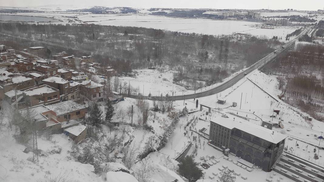Diyarbakır’da kartpostallık kar manzaraları 4