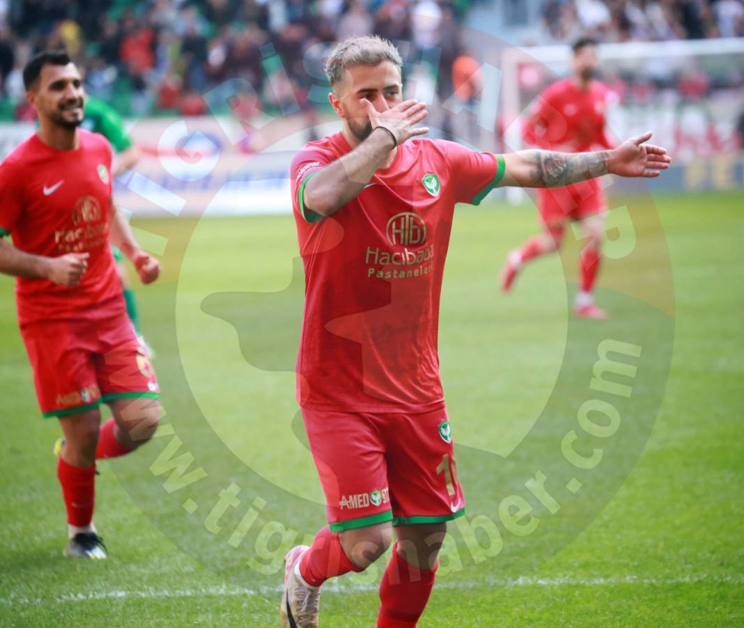 Amedspor, liderliğini sürdürdü 1