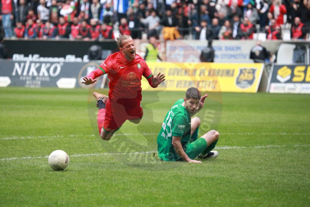 Amedspor, liderliğini sürdürdü 2