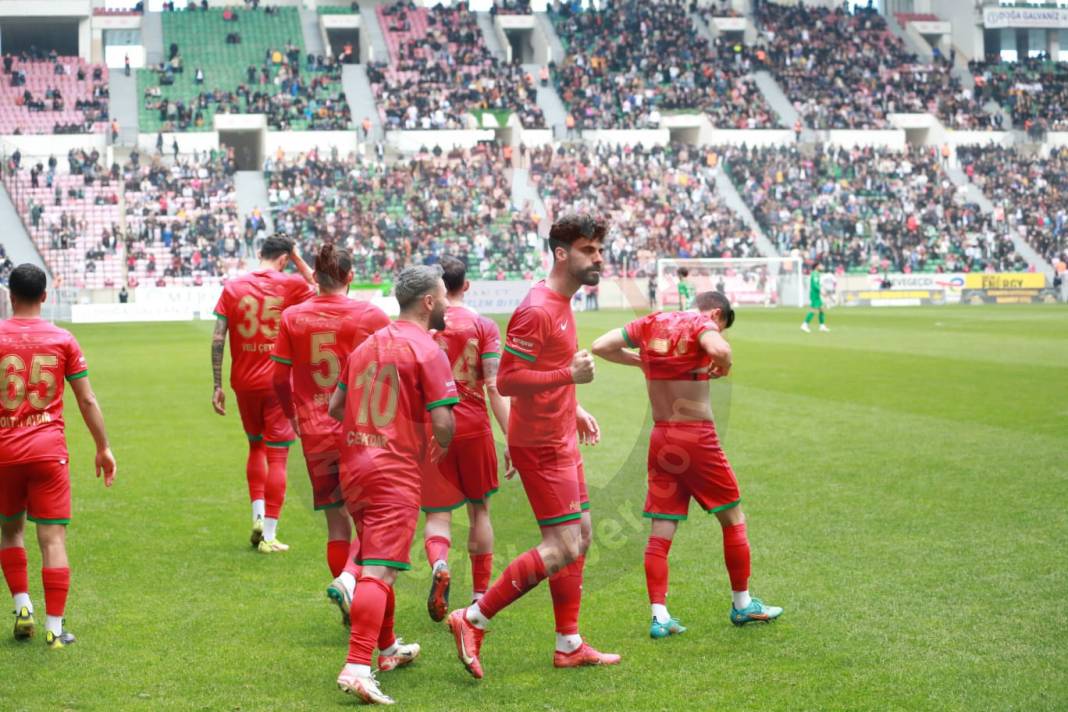 Amedspor, liderliğini sürdürdü 6