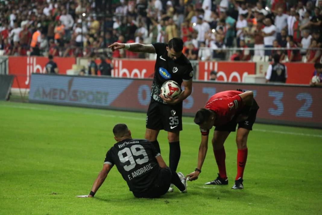 Diyarbakır’da zafer gecesi: Fotoğraflarla Amedspor-Pendikspor maçı 11