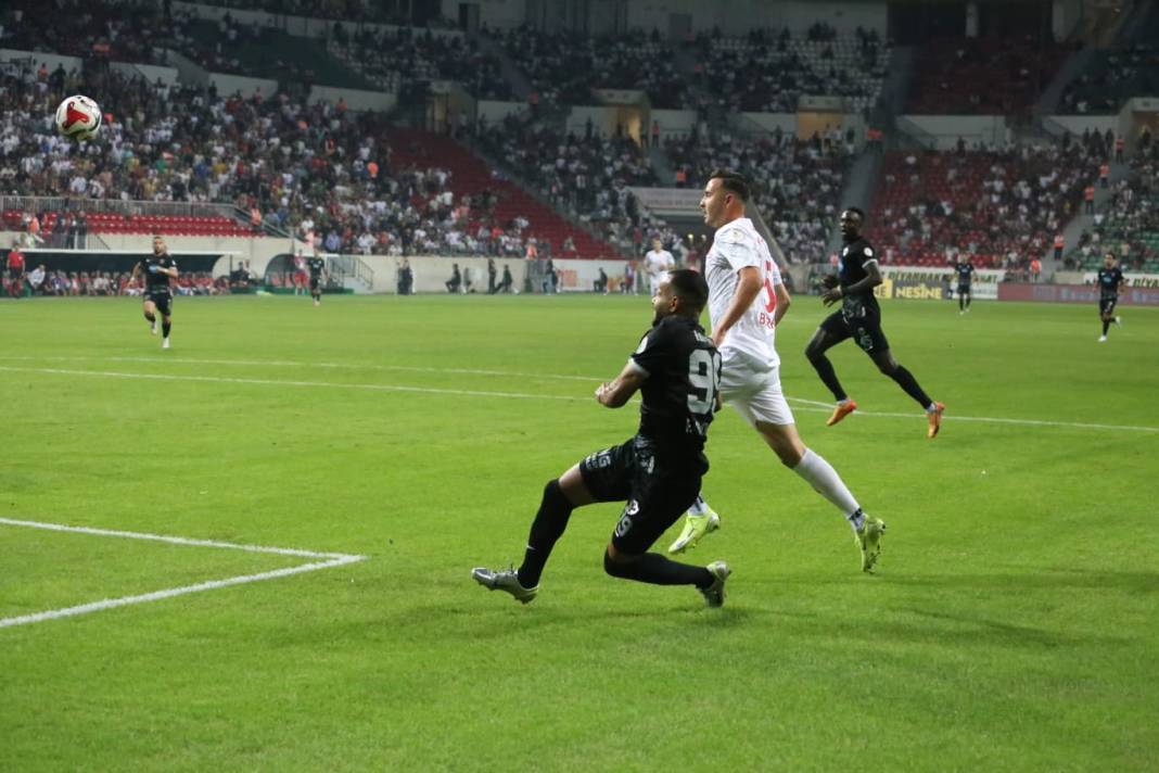 Diyarbakır’da zafer gecesi: Fotoğraflarla Amedspor-Pendikspor maçı 25