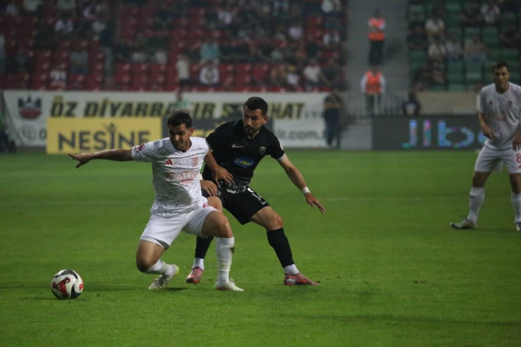 Diyarbakır’da zafer gecesi: Fotoğraflarla Amedspor-Pendikspor maçı 26