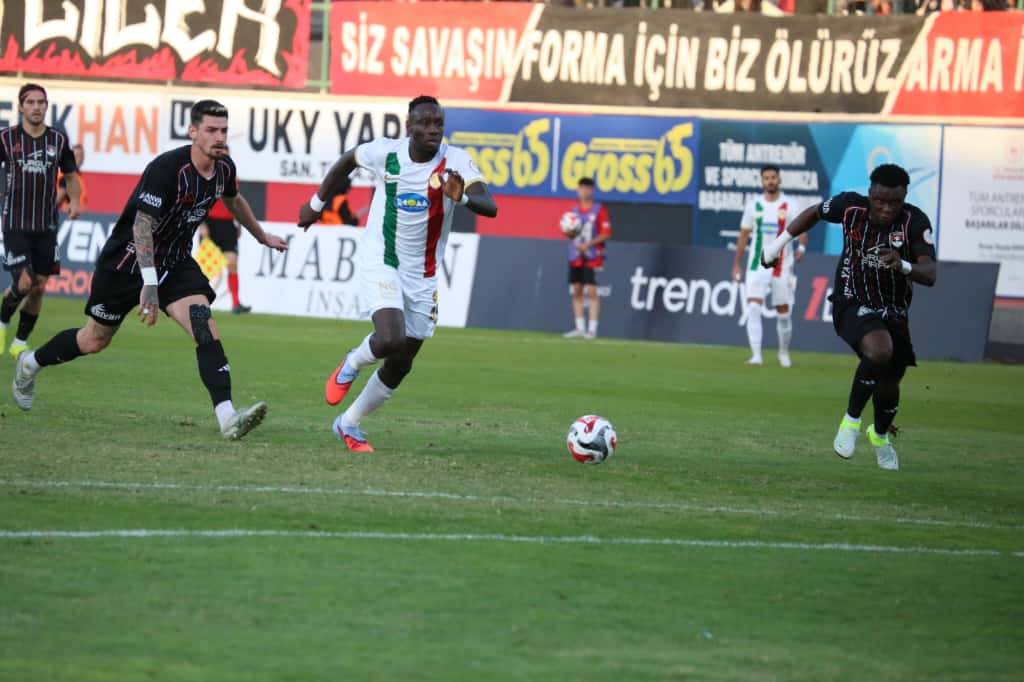 Amedspor’un Kötü Yenilgisinden Kalan Güzel Estantaneler 1