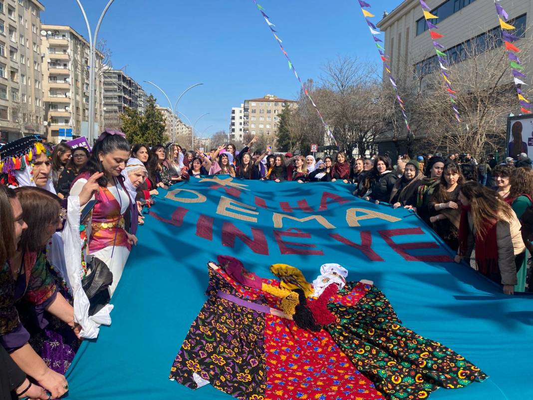Diyarbakır’da 8 Mart coşkuyla kutlandı 18