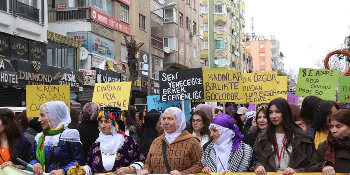 Diyarbakır’da 8 Mart coşkuyla kutlandı