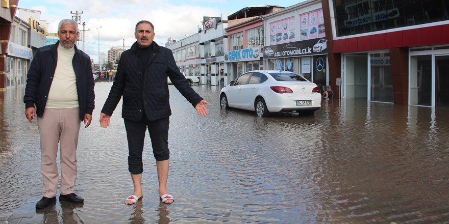 DİSKİ sorumluluğu esnafa, suçu Tigris’e attı