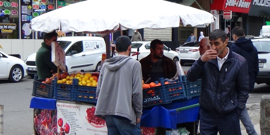 Kimliği belirsiz kadından örnek davranış