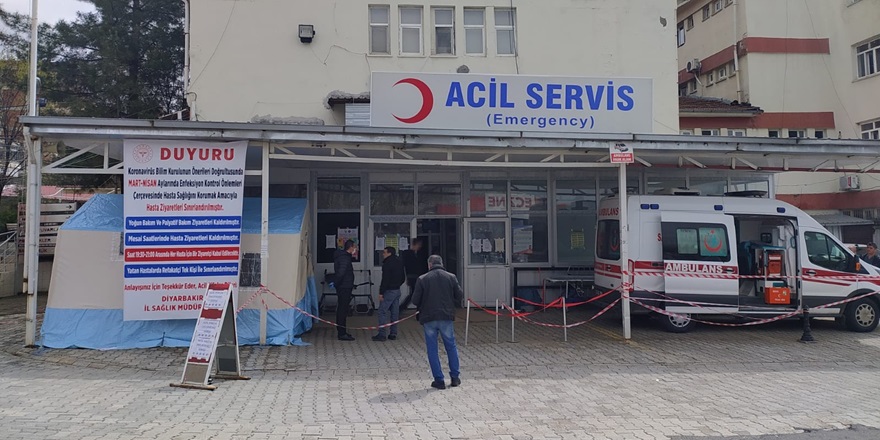 Aynı aileden üç kişi koronadan hayatını kaybetti