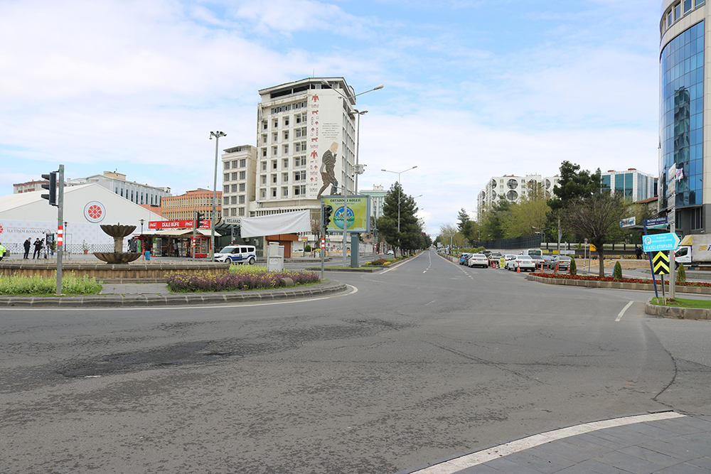 Sokağa çıkma yasağından muaf olacaklar açıklandı