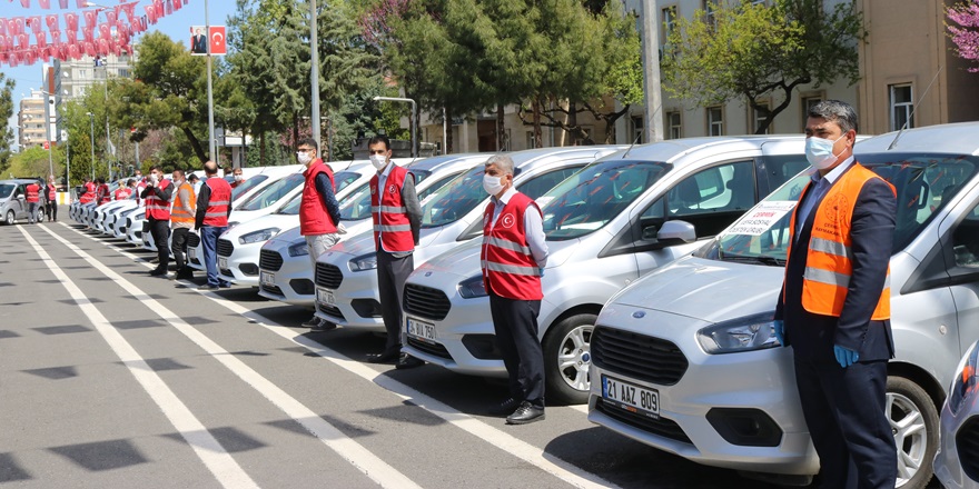 Vefa Sosyal Destek Grupları için 31 araç hibe edildi