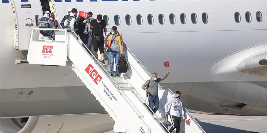 Yurt dışında kalan vatandaşlarının tahliyesi sürüyor