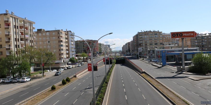 VİDEO - Diyarbakır kısıtlamanın son gününde de boş kaldı