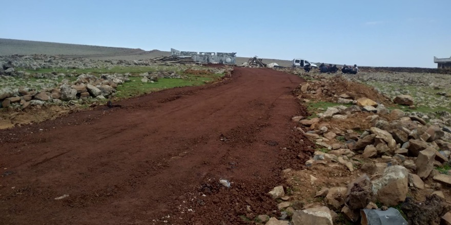 Dört  yerleşim yerine daha yol kazandırıldı