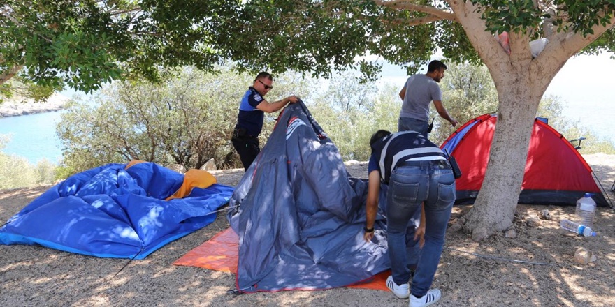 Diyarbakır’da yasak dinlemeyip çadır kuran kampçılara para cezası