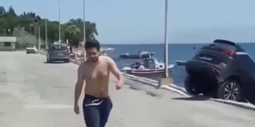 Kiraladığı lüks cipi denize attı, yoluna devam etti