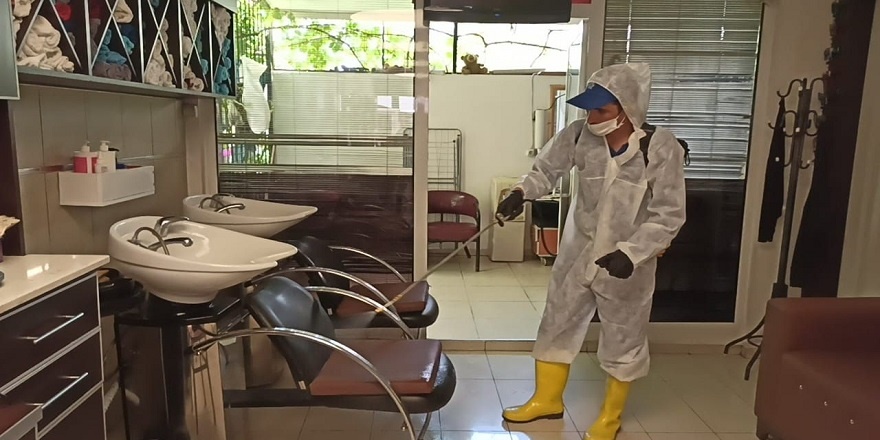 Diyarbakır'da kuaför ve berberler hizmete hazır