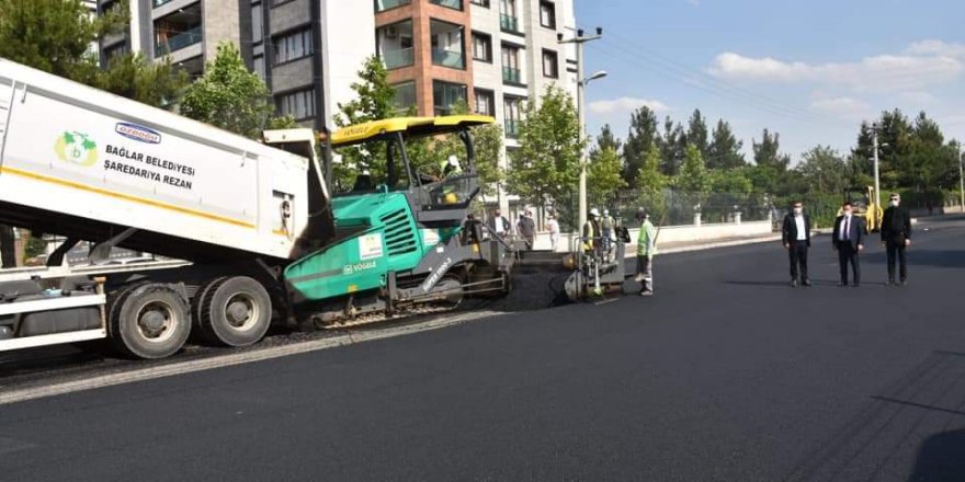 Şanlıurfa yolu ile bağlantıyı sağlayan  cadde asfaltlandı