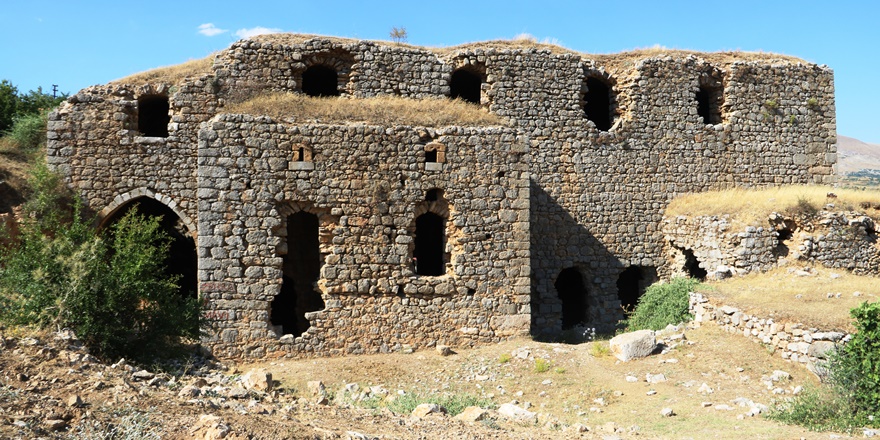 Diyarbakır’da bulunan tarihi kilise ve manastır turizme kazandırılmayı bekliyor