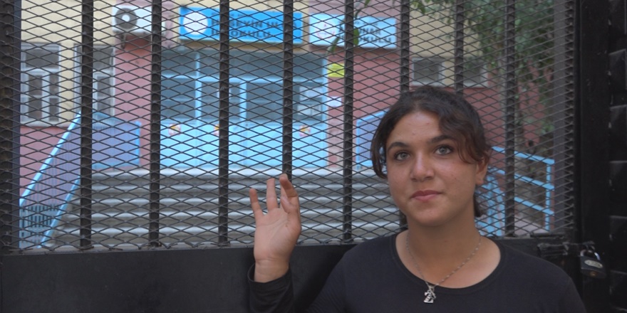 VİDEO - Diyarbakırlı Rozerin’in okul özlemi