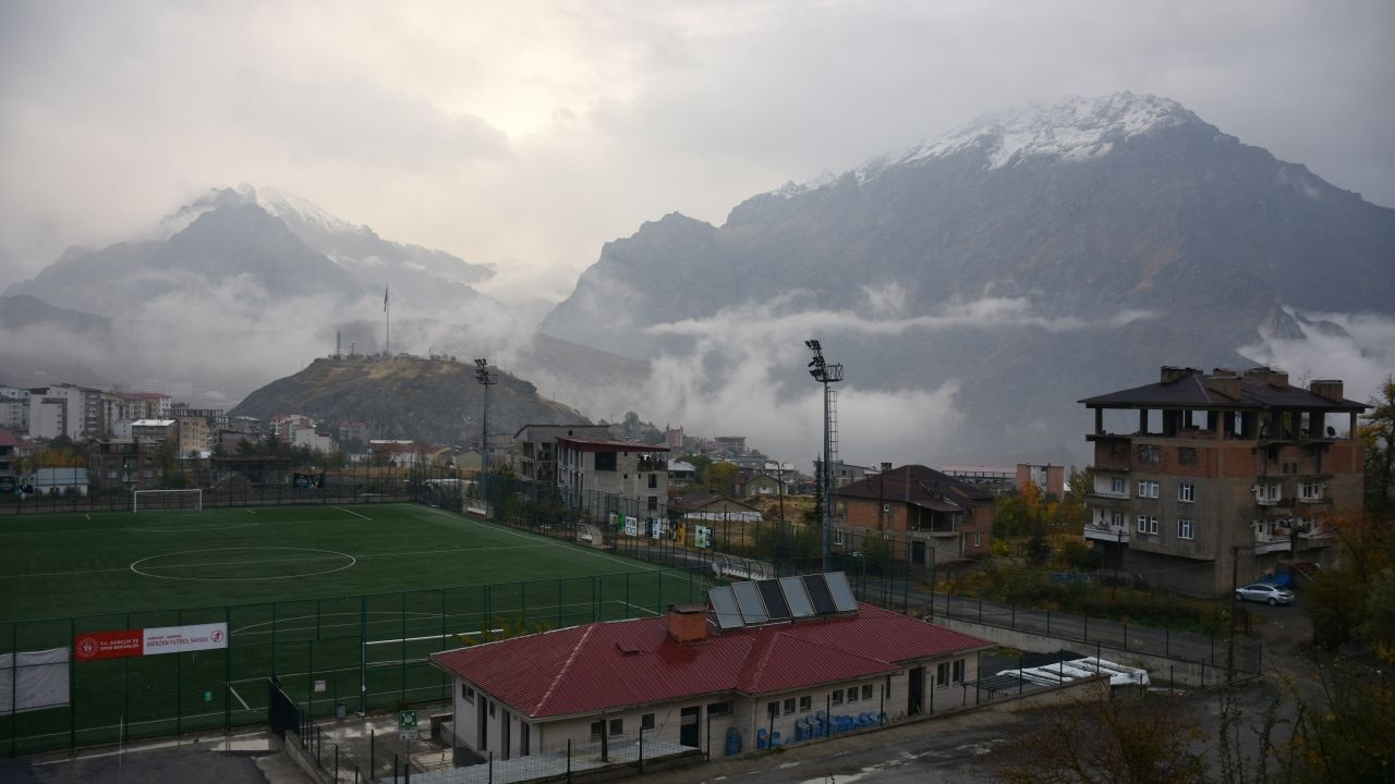 Bölge illerinde yılın ilk karı yağdı