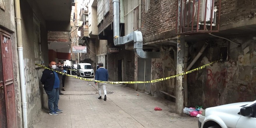 Diyarbakır’da torbacılar arasında silahlı çatışma