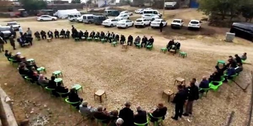 Diyarbakır'da aralarında husumet bulunan 2 aile barıştı