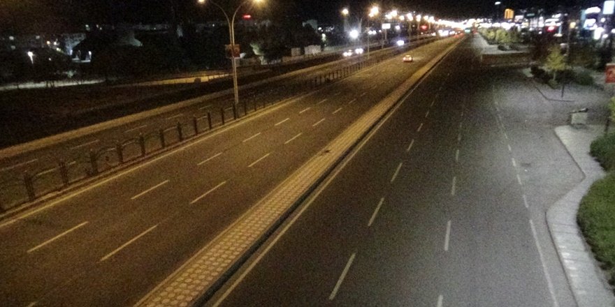 Diyarbakır'da kısıtlamanın ikinci gününde sokaklar boşaldı