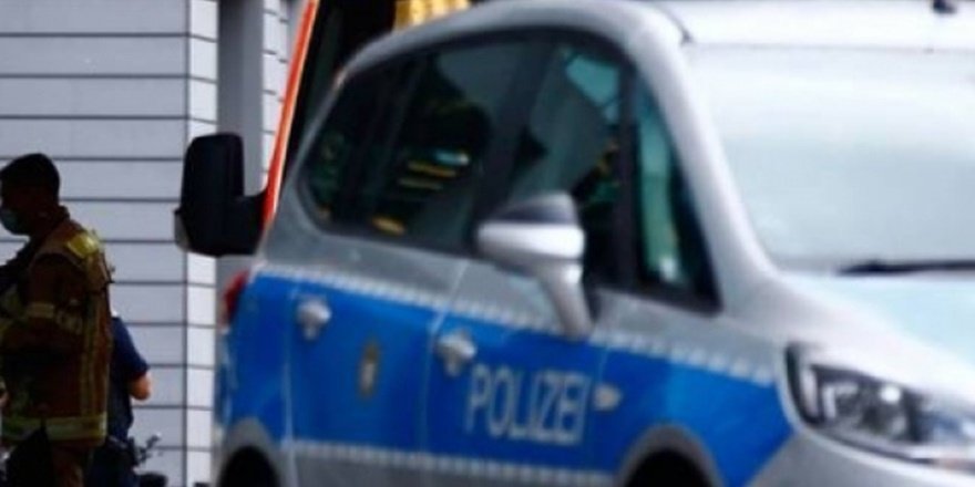 ABD’de lüks araç göstericilerin arasına daldı: 7 yaralı