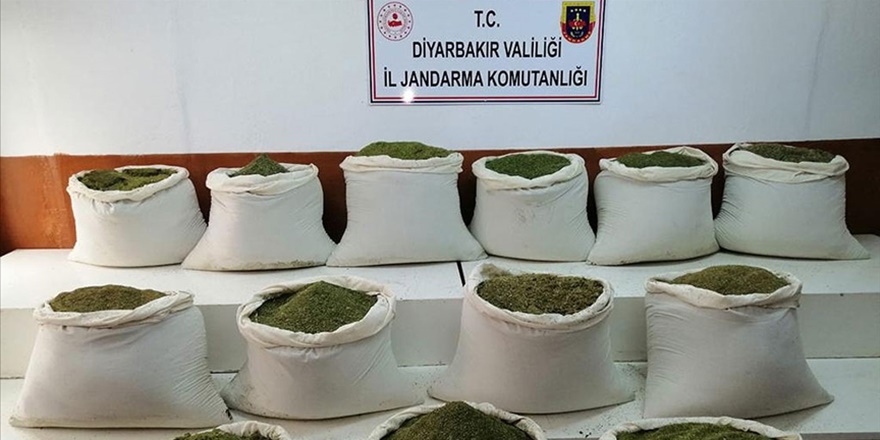 Diyarbakır'da 1 ton 16 kilogram esrar ele geçirildi