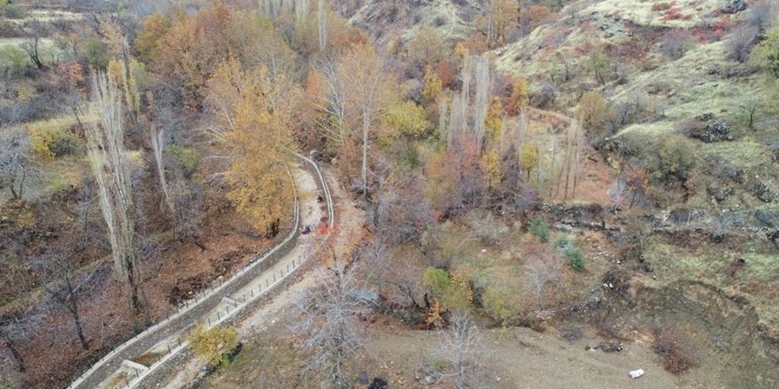 Diyarbakır'da Çatal Deresi’nde çalışmalar sürüyor