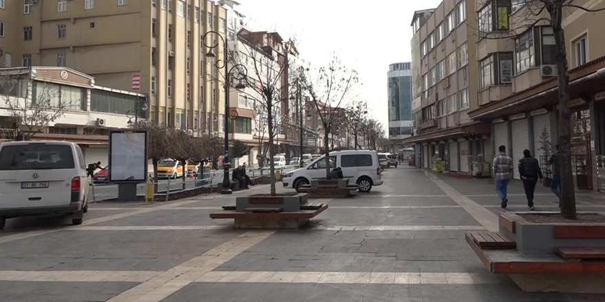 Diyarbakır’da sokak ve caddelerde kısmen sessizlik hakim