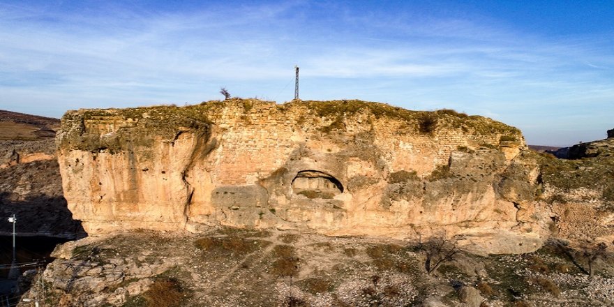 Diyarbakır'daki 1600 yıllık kaya kilise turizme kazandırılacak
