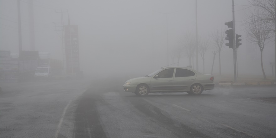 Şanlıurfa–Diyarbakır kara yolunda ulaşıma sis engeli