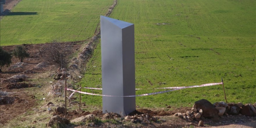 Göbeklitepe yakınlarında metal monolitin bulundu