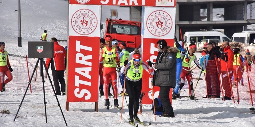 Türkiye Finalleri için 25 ilden 320 kayakçı Bitlis’te