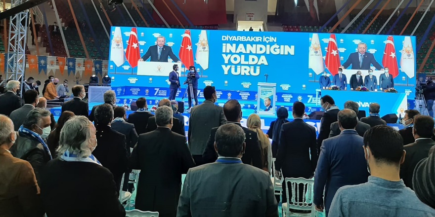 Erdoğan: Diyarbakırlı kardeşim sağlık hizmeti için başka yere gitmiyor