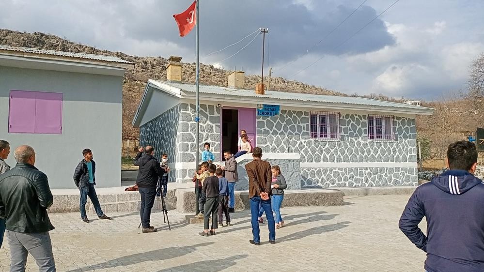 Diyarbakır Valiliği'nden okulların açılmasına ilişkin açıklama