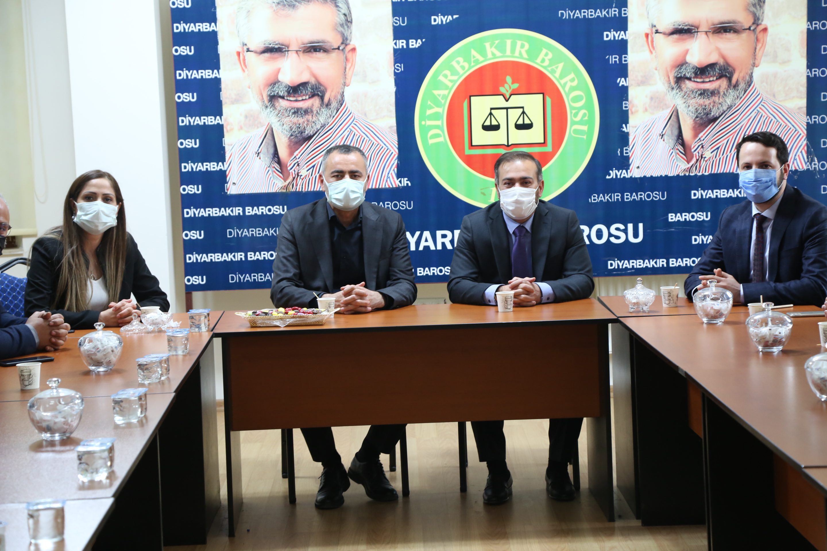 Ak Parti Diyarbakır İl yönetiminden Baroya ziyaret