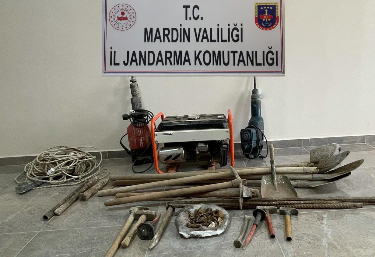 Mardin’de kazı yapan 5 kişi suçüstü yakalandı