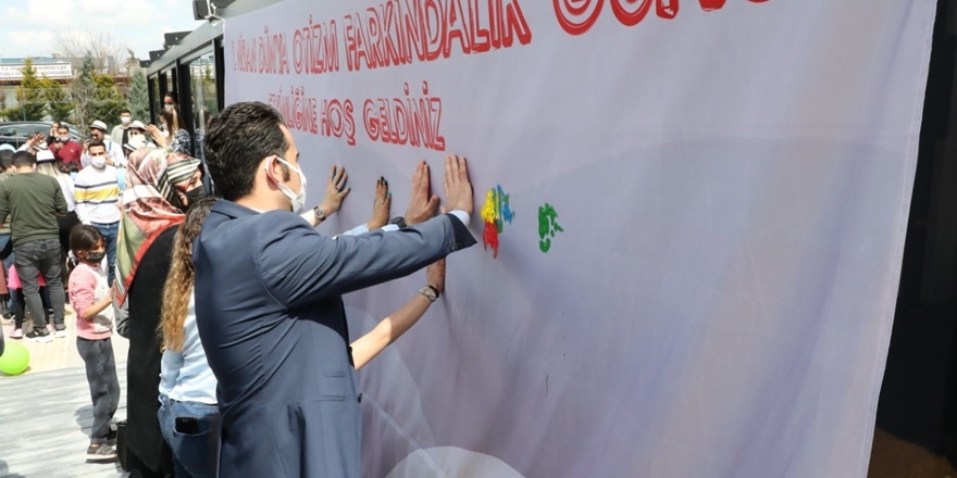 Diyarbakır'da 'Dünya Otizm Farkındalık Günü' etkinliği