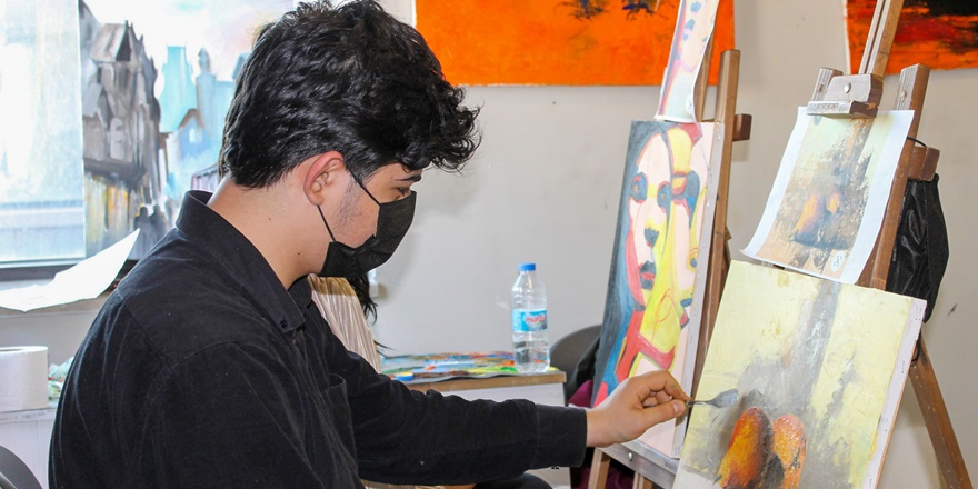 Diyarbakır’da 'sanata kayıtsız kalma' kursu