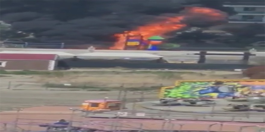 VİDEO - Diyarbakır’da çocuk parkında yangın