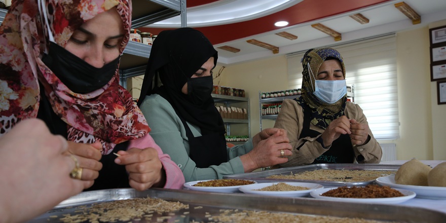 Mardinli kadınlardan ülkenin dört bir yanına yöresel lezzetler