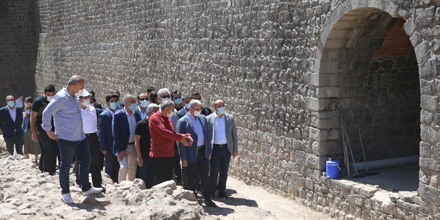Sur restorasyonuyla tarihi "Fetih Kapısı" açıldı