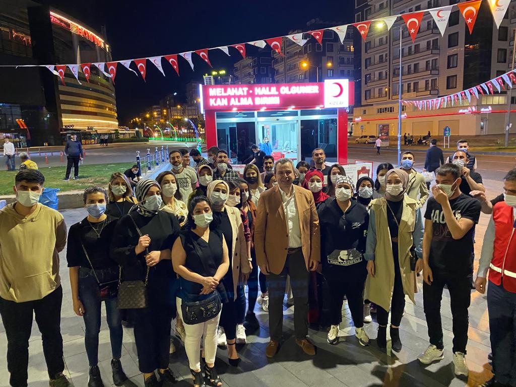 VİDEO - Diyarbakır’daki hastanelerden örnek akım