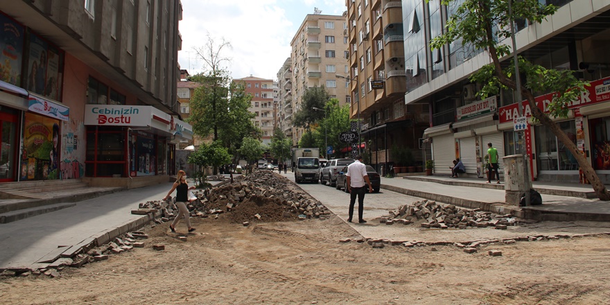Diyarbakır’da üst yapı çalışmalarına hız verildi