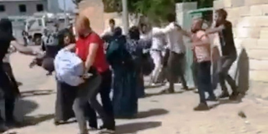 Şanlıurfa’da aileler arasında taşlı sopalı kavga