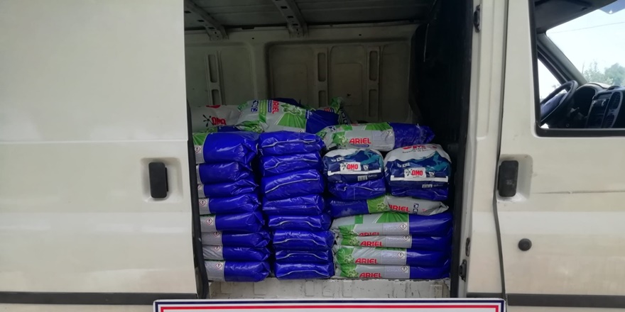 Diyarbakır'da 1 ton 990 kilo sahte çamaşır deterjanı bulundu